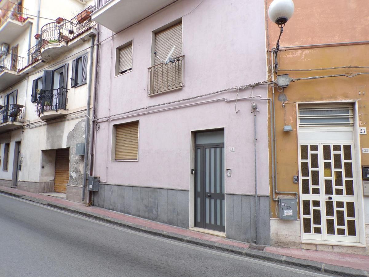 Il Porticciolo Apartment Giardini Naxos Εξωτερικό φωτογραφία
